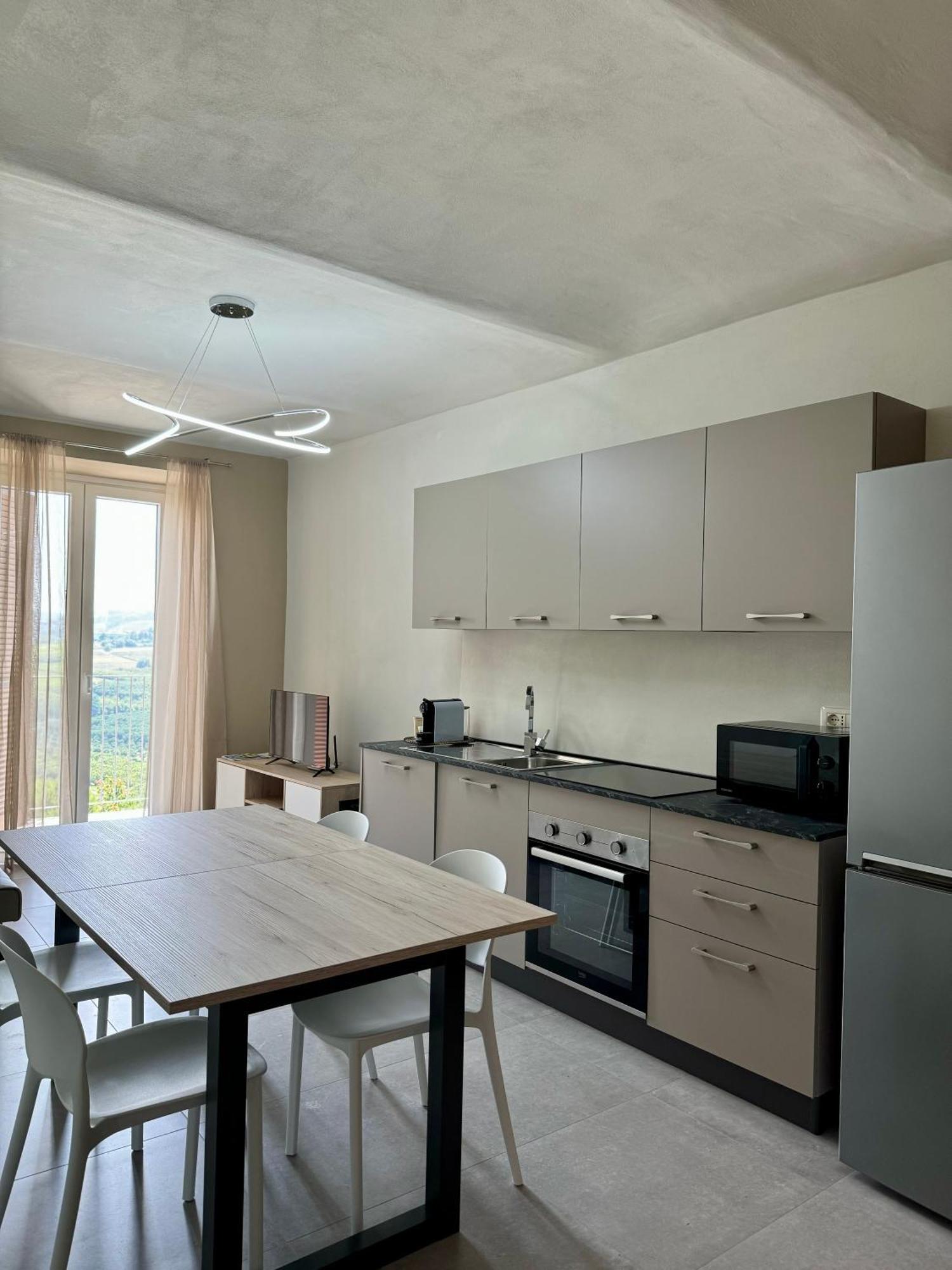Il Grecale - Camere E Appartamenti La Morra Exterior foto